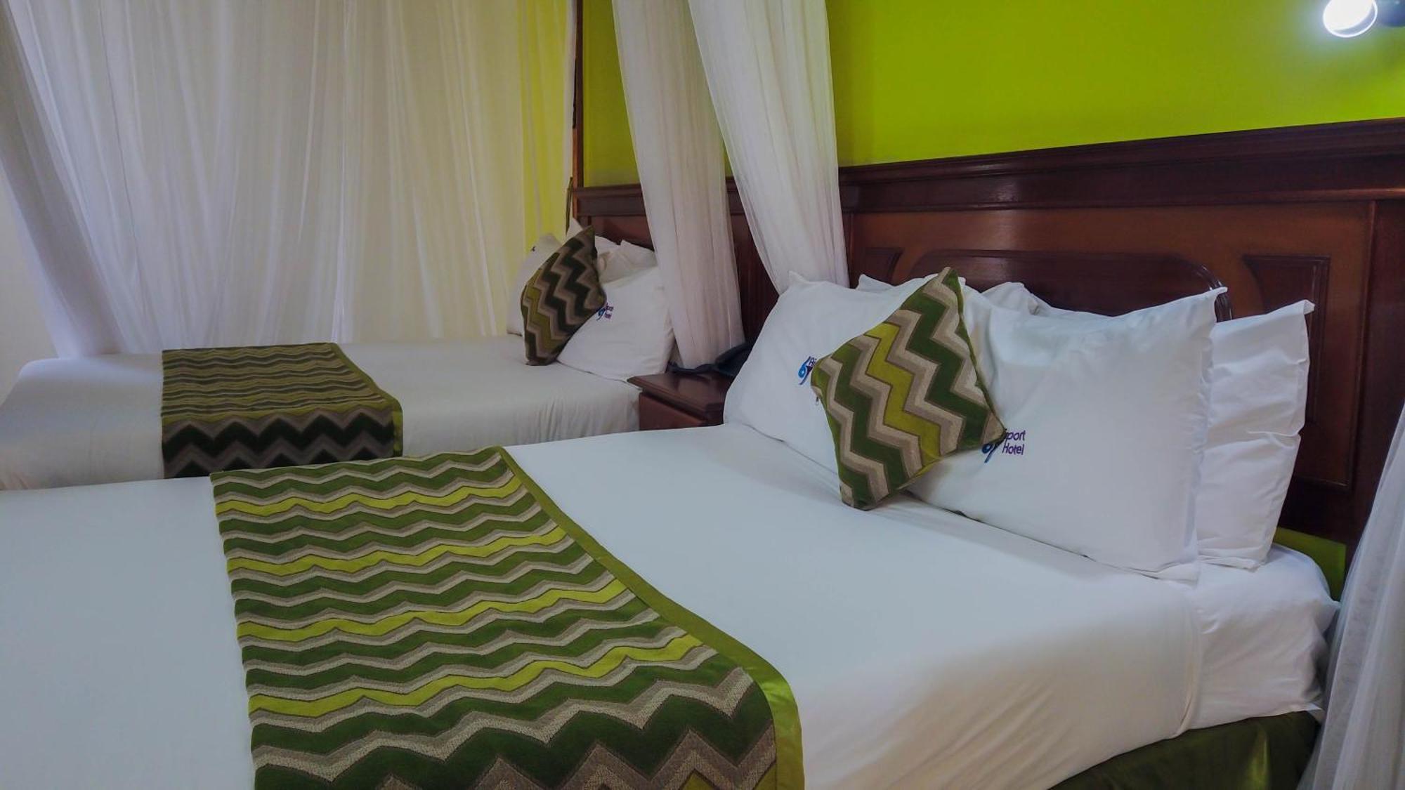 67 Airport Hotel Nairobi Mlolongo Экстерьер фото