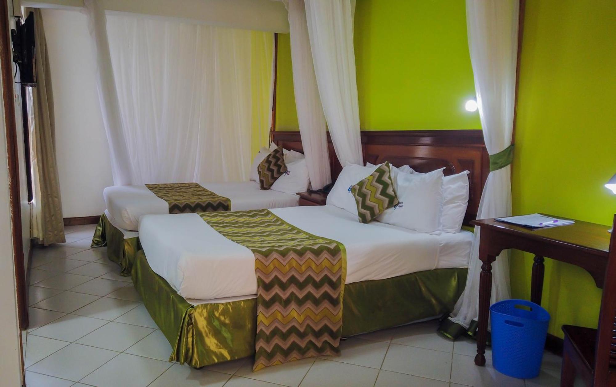 67 Airport Hotel Nairobi Mlolongo Экстерьер фото