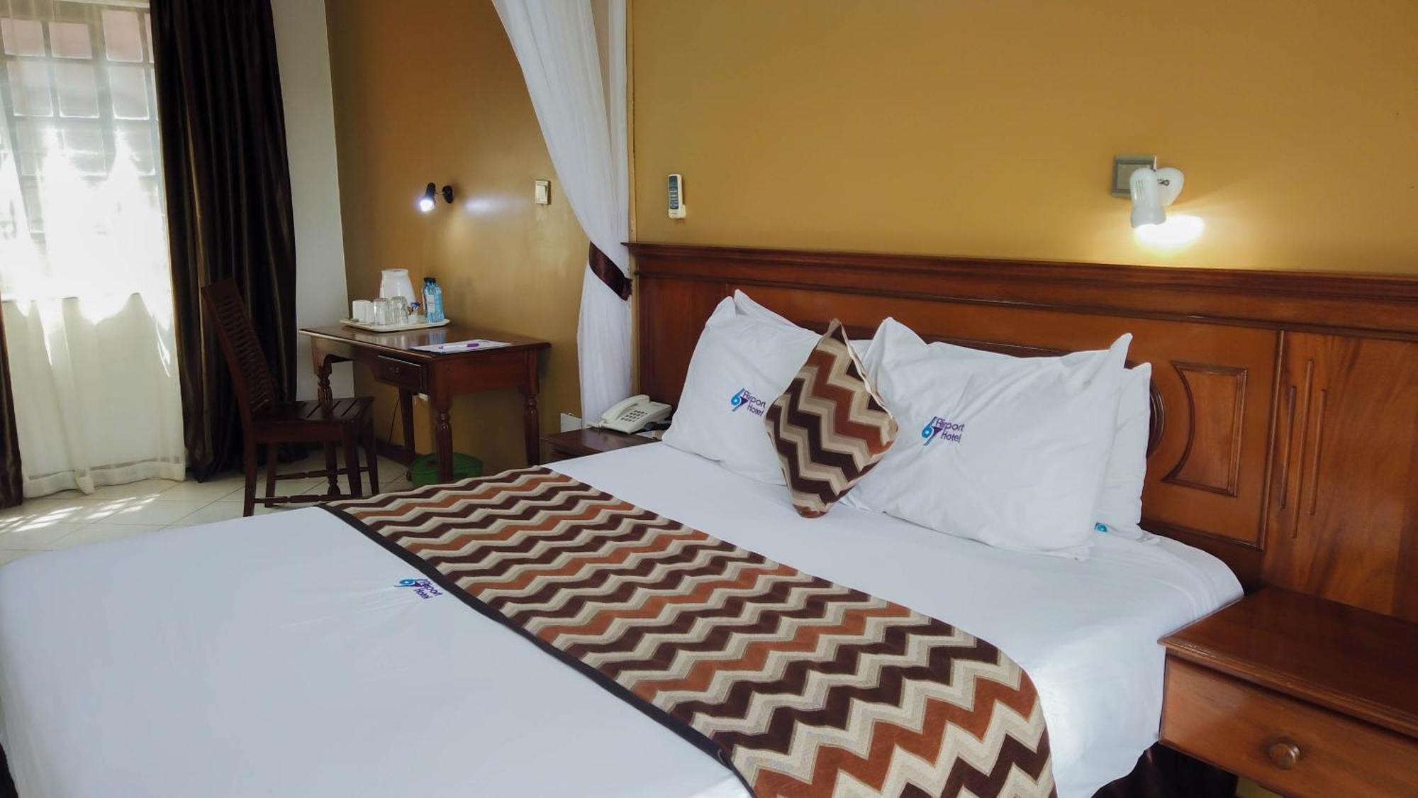 67 Airport Hotel Nairobi Mlolongo Экстерьер фото