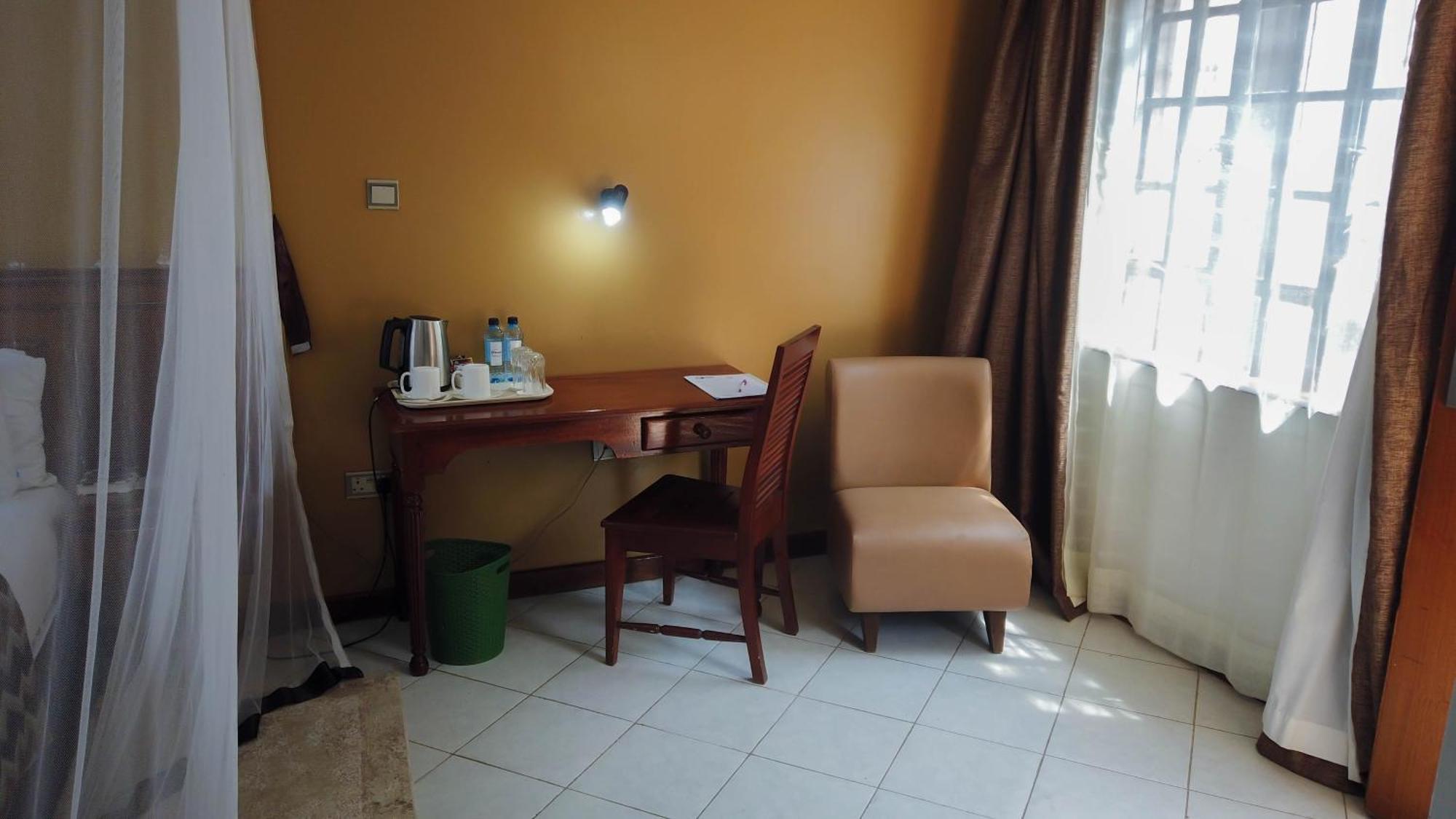 67 Airport Hotel Nairobi Mlolongo Экстерьер фото